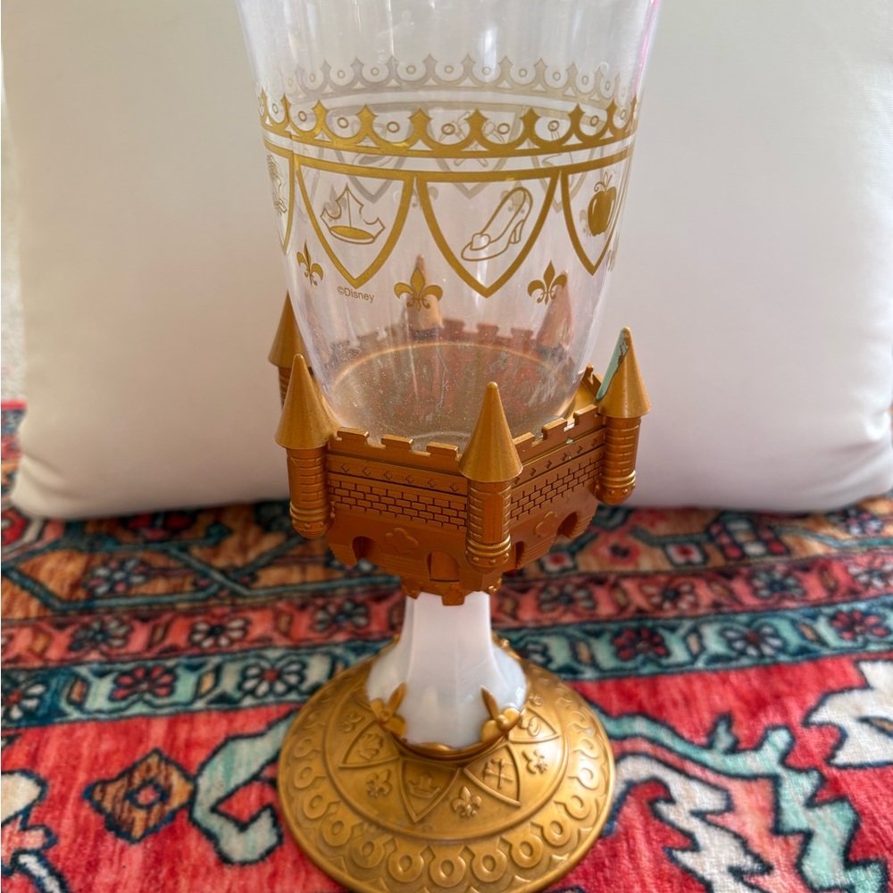 Disney Beauty and the Beast Light Up Goblet Gold.